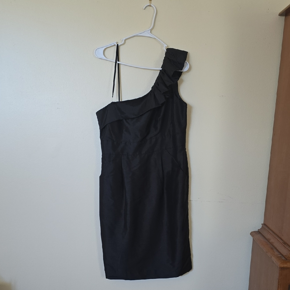 London Times Chic Black Asymmetrical One-Shoulder Dress